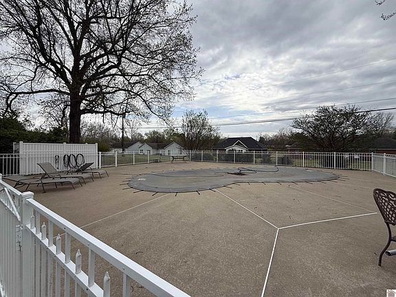4th image of 4250 Pecan Dr