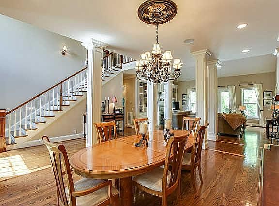 3rd image of 2505 Belle Brook Dr