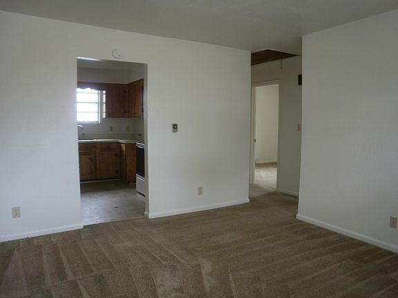 2nd image of 9530 17th Bay St