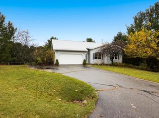 4185 Foxcraft Dr, Traverse City, MI 49684