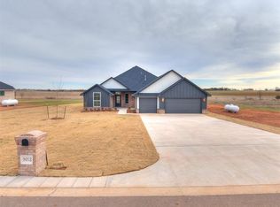 9052 Avington Way, Guthrie, OK 73044