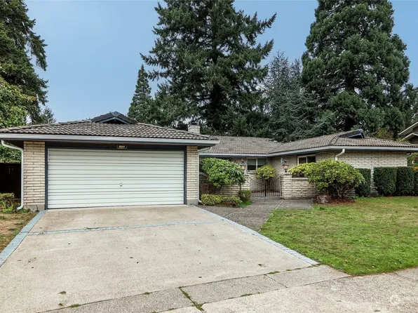 32217 26th Avenue SW, Federal Way, WA 98023