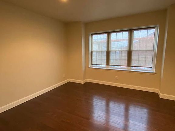 5th image of 826 Reed St Floor 2