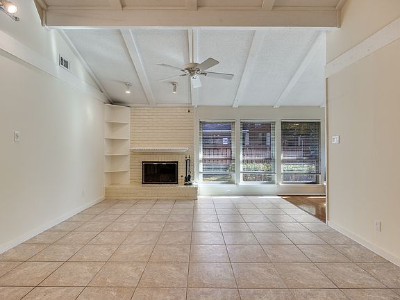 4th image of 15712 Covewood Cir