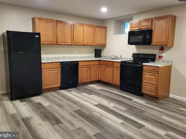 558 E Lincoln Hwy #4, Coatesville, PA 19320
