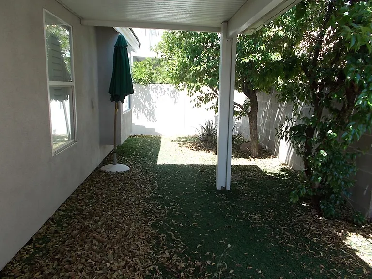 112 Golf Course St — Photo 25