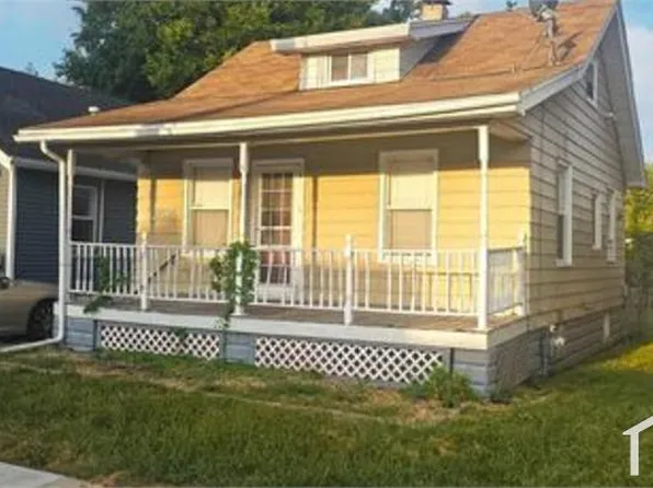 2915 N Wisconsin Ave, Peoria, IL 61603