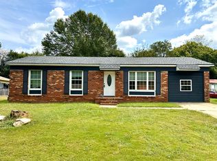 400 Martin Cir, Athens, GA 30601