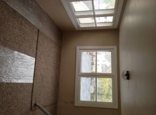 808 W 2nd St, Waterloo, IA 50701