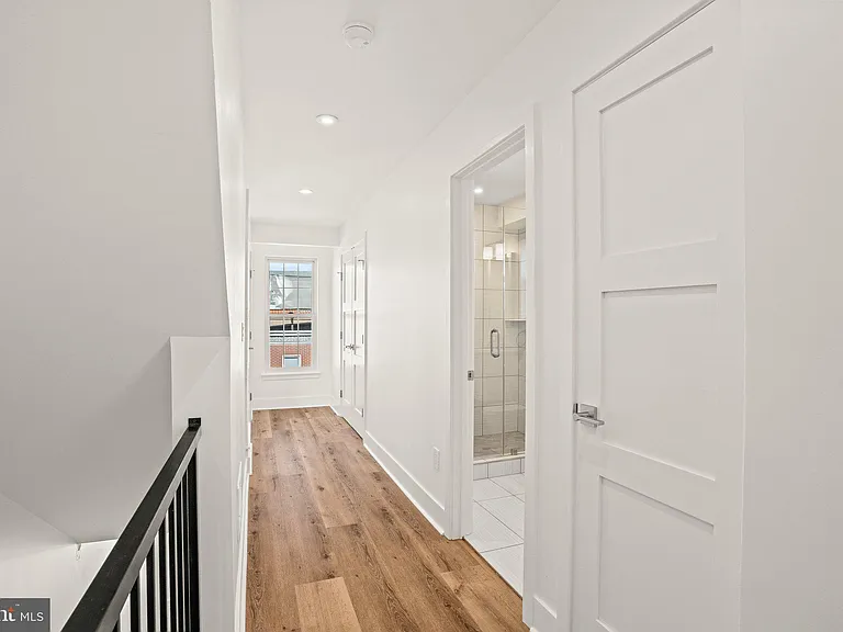 150 Fairmount Ave #2 — Photo 18