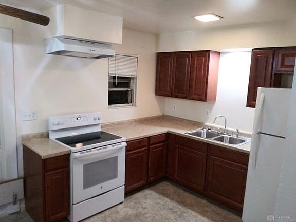 2nd image of 3540 Dorham Pl