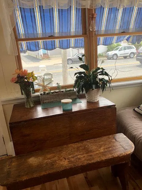dining folding table seat 8 - 117 Ocean Ave