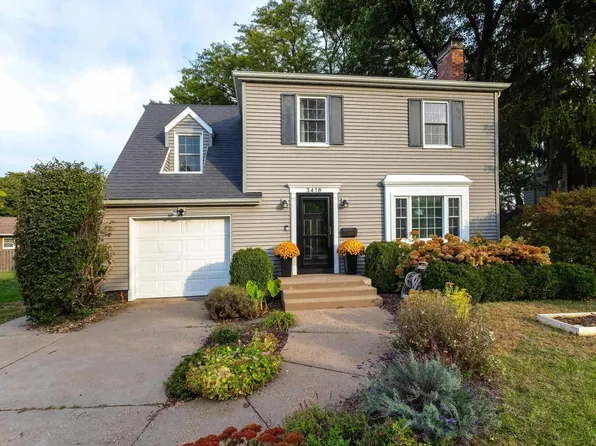 3418 Middle Rd, Davenport, IA 52803