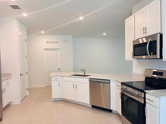 3rd image of 5107 Bridgehaven Rd #1