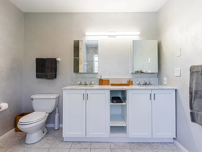 10 Blackwatch Ct — Photo 31