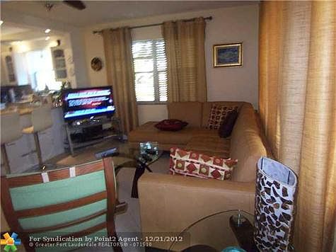 1st image of 116 Westbury E
