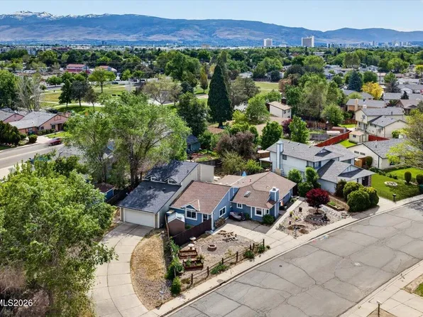 1279 Junction Dr, Sparks, NV 89434