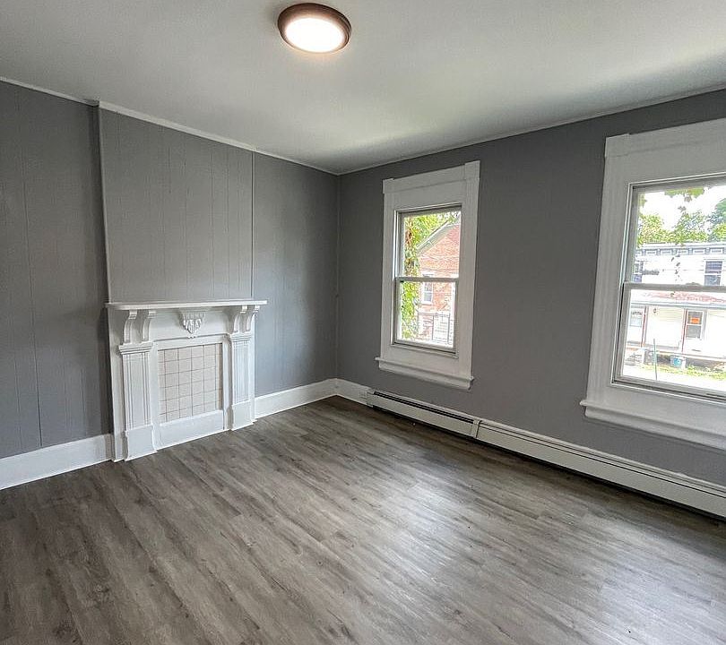1st image of 123 Benkard Ave Floor 2