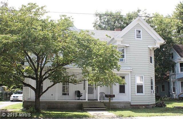1st image of 124 Bloomingdale Ave
