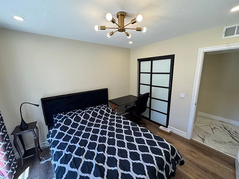 1659 Lisbon Pl — Photo 20