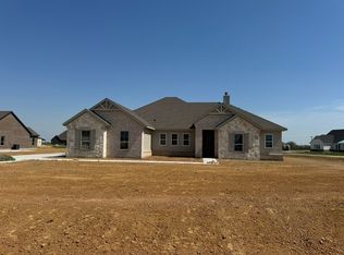 2204 Continent Ct, Krum, TX 76249