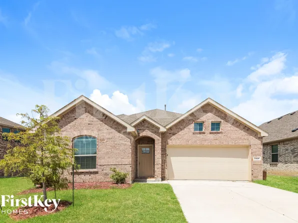 2324 Okeefe Dr, Little Elm, TX 75068