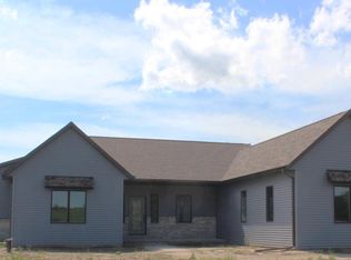W2375 Big Ben Rd, Eden, WI 53019