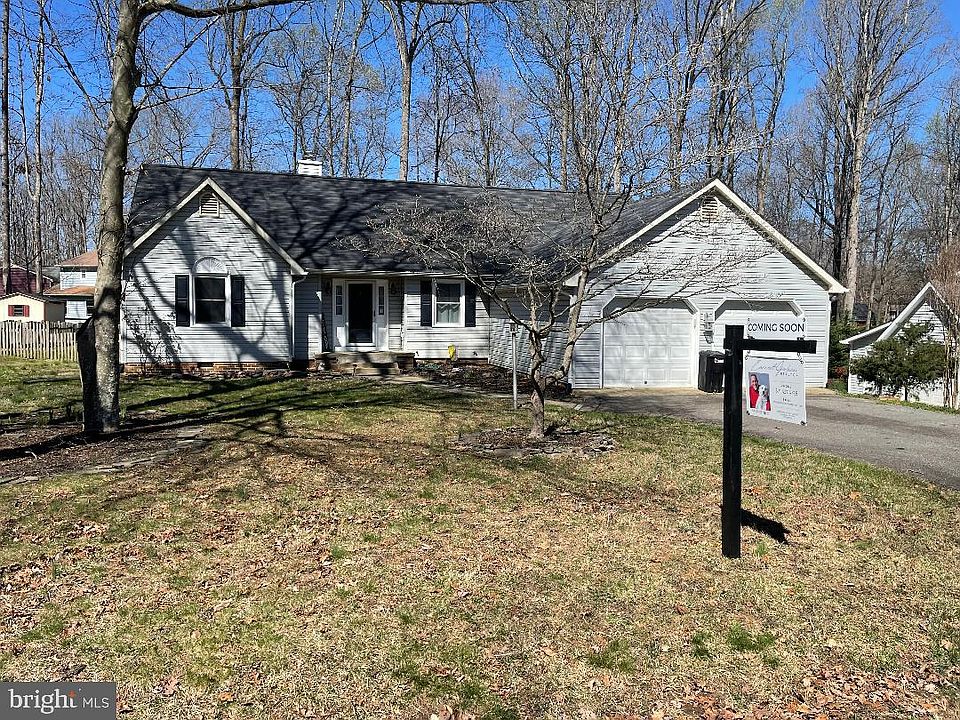 1st image of 10914 Holleybrooke Dr