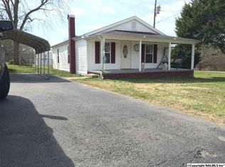 128 McGovern Rd, Hartselle, AL 35640