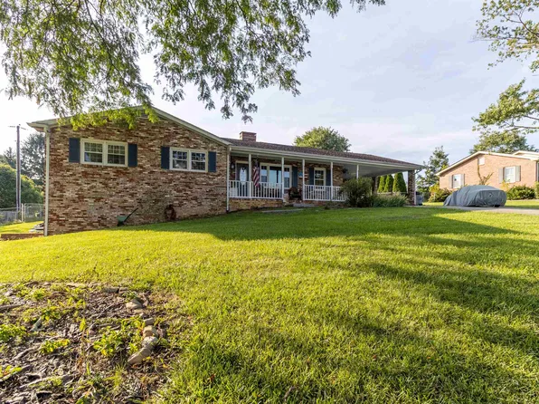 5107 Armstrong St, Dublin, VA 24084