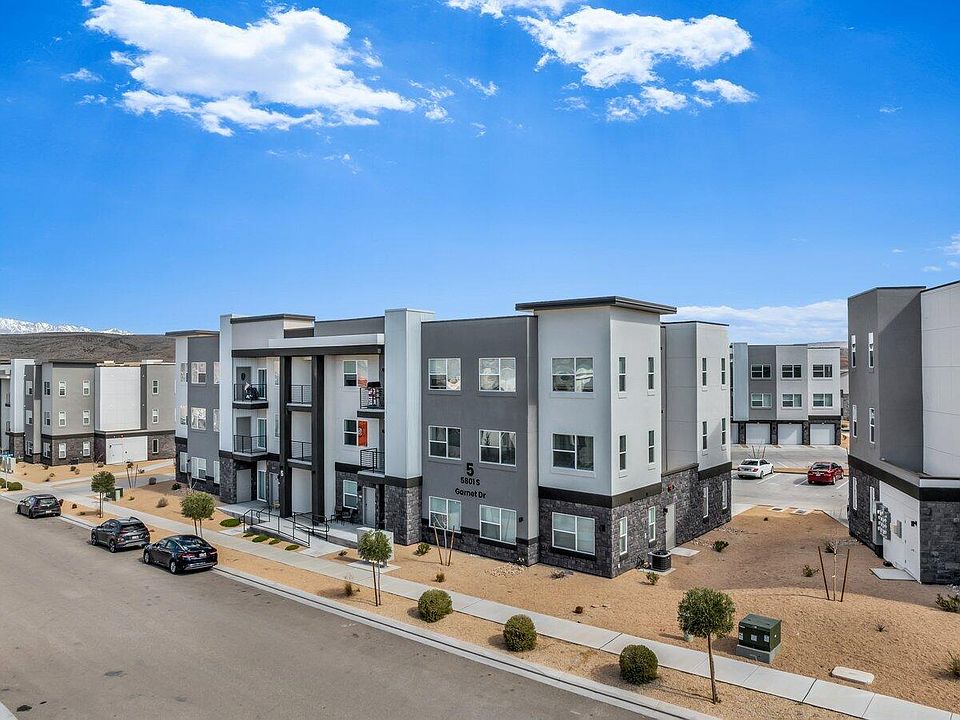 1st image of 5801 S Garnet Dr #5202