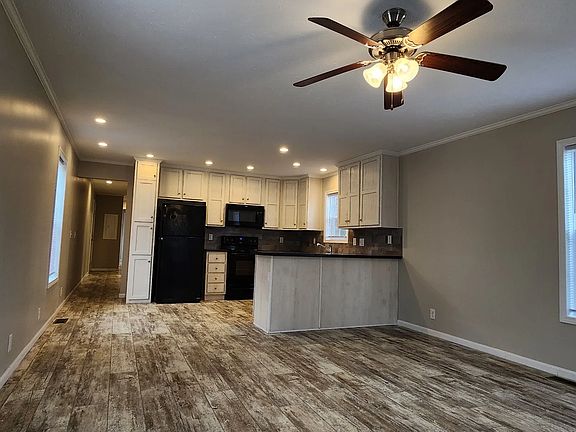 5th image of 315 W Gordon Pike #175