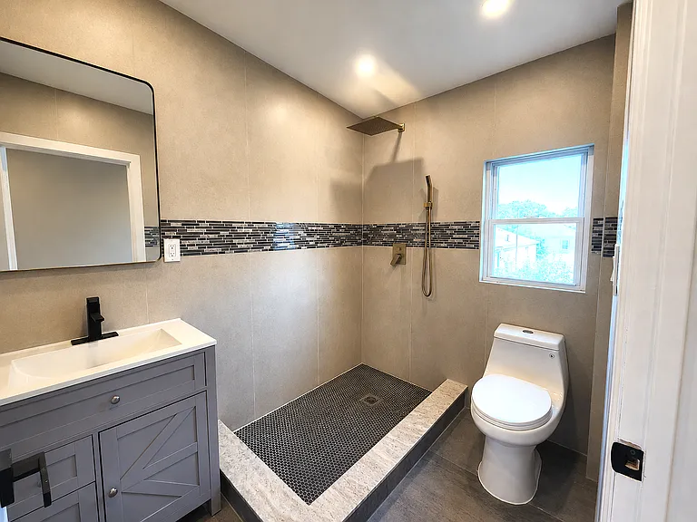 453 Warren Ave #2 — Photo 7