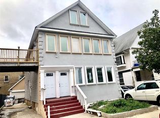 114 W Chester St, Long Beach, NY 11561