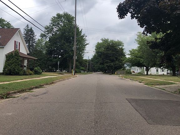 5th image of 276 McKinley Ave N