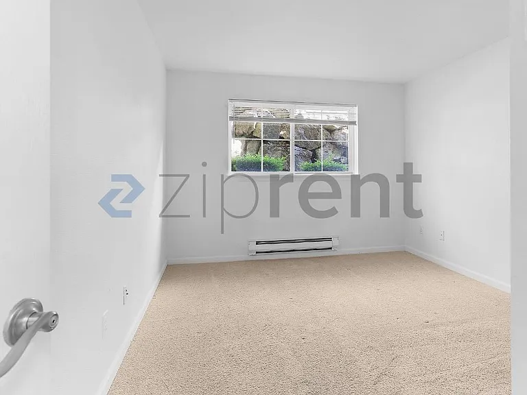 23420 SE Black Nugget Rd #A105 — Photo 9