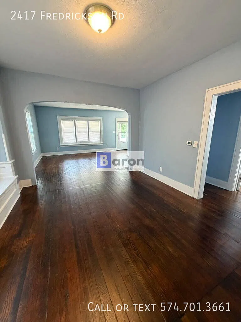 "Charming 4-Bed in South Bend!" — Photo 4