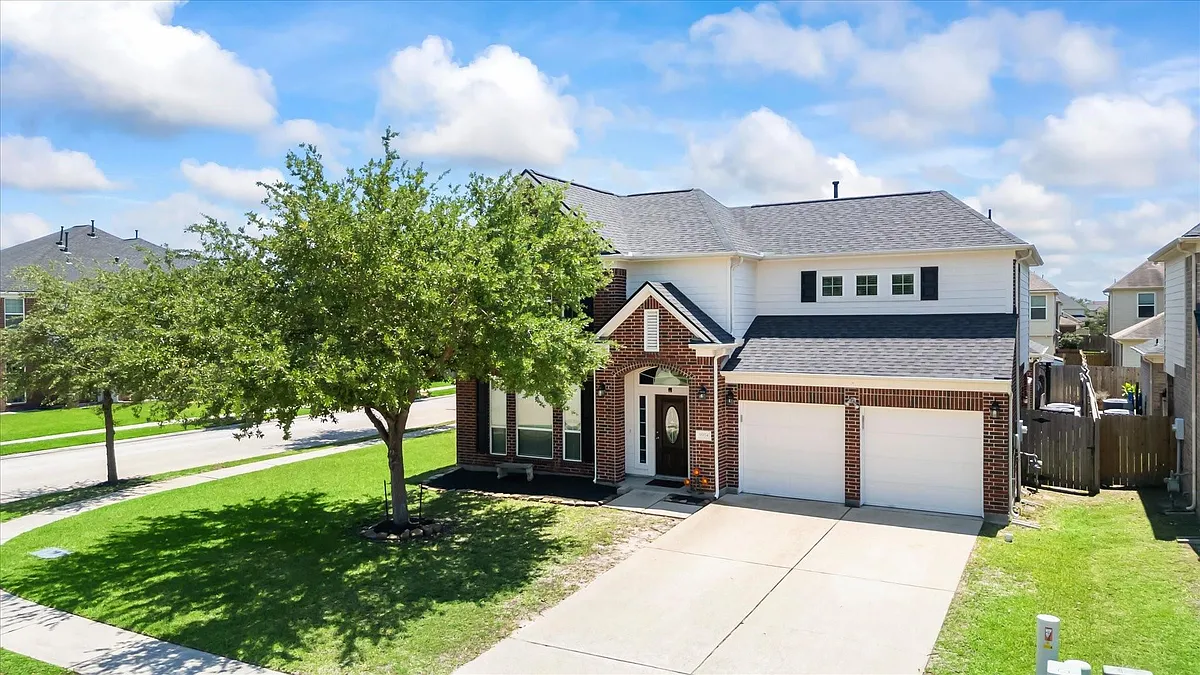 Building Photo - 9954 Knob Hollow Way