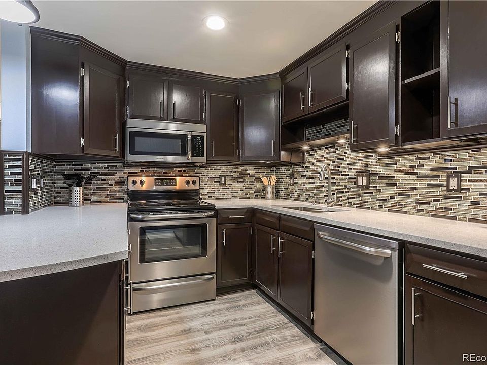 1st image of 701 N Pearl St APT 202