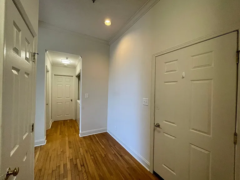 587 Cherry St #3 — Photo 8