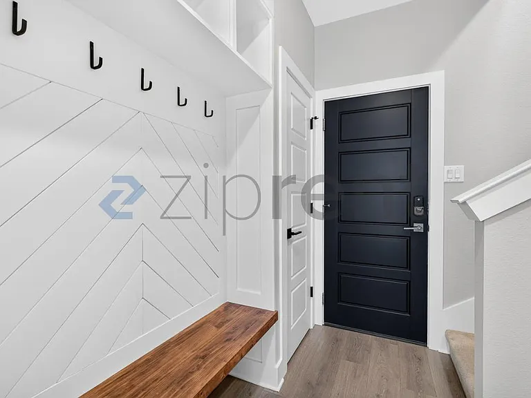 2818 Addison Park Ln — Photo 5