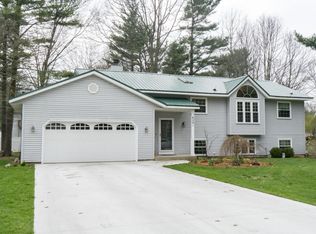 4261 Niles Ave, Holland, MI 49424