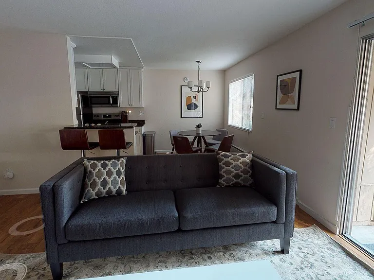 38536 Mary Ter — Photo 2