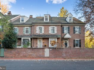 701 Willowmere Ln, Ambler, PA 19002