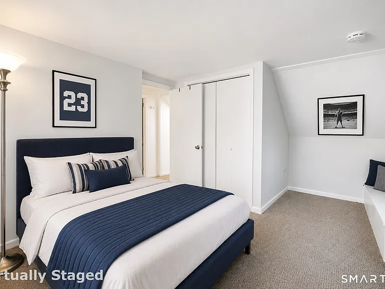 11 Barmore Dr W — Photo 16