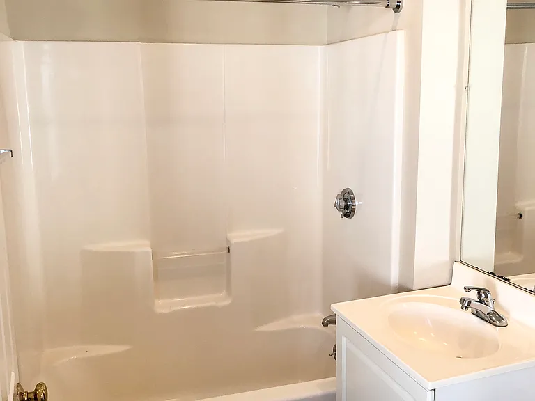693 Somerville Ave #5 — Photo 6