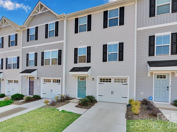 2nd image of 4008 Haldane St