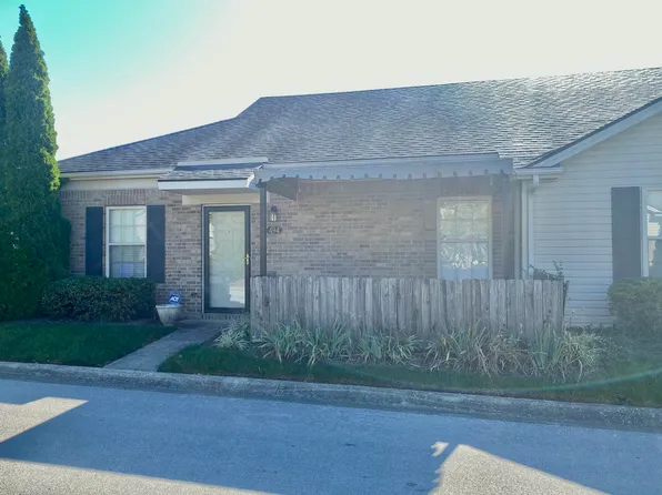 494 Goldon Trophy Trl, Lexington, KY 40514