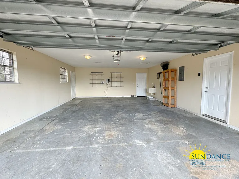 321 Biscayne Ln — Photo 22