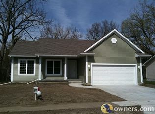 6304 SW 12th Pl, Des Moines, IA 50315